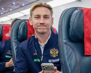 Сборы. День 14. Нокаут Кругового, шалости Соболева и звонок Облякова дочке Наиль Умяров